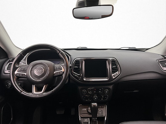 Jeep Compass 13 of 30