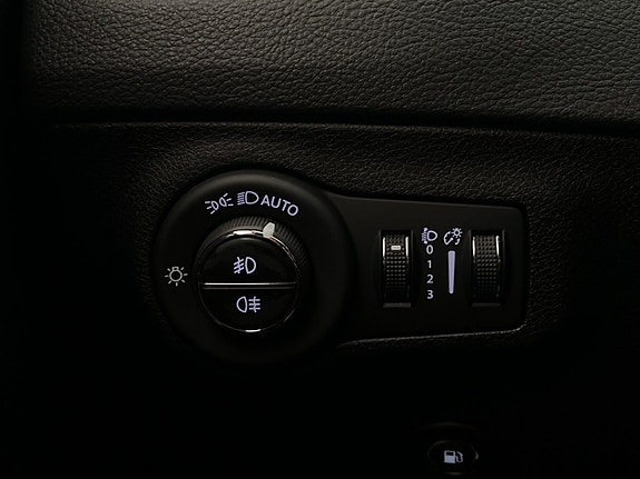 Jeep Compass 27 of 30
