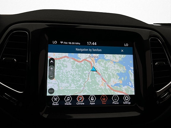 Jeep Compass 22 of 30
