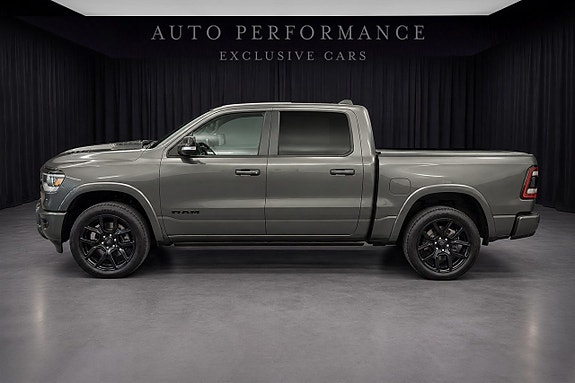 Dodge RAM 1500 2 of 12