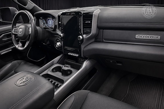 Dodge RAM 1500 10 of 12