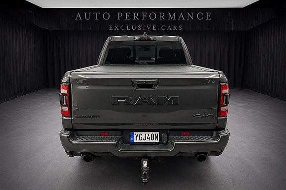Dodge RAM 1500 5 of 12