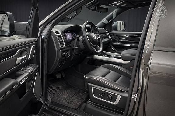 Dodge RAM 1500 6 of 12