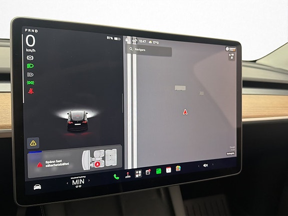 Tesla Model Y 22 of 30