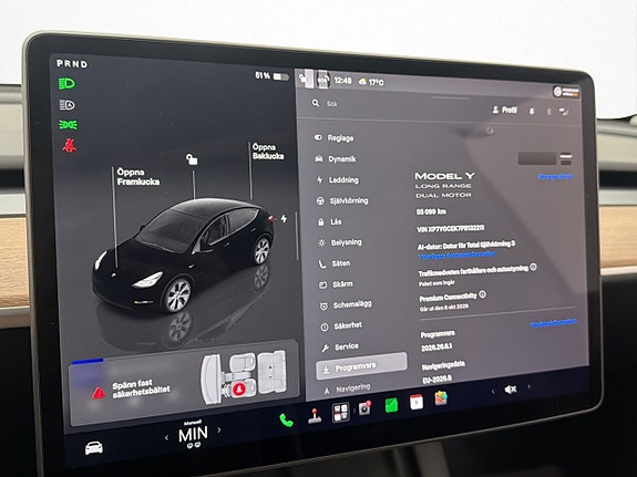 Tesla Model Y 27 of 30