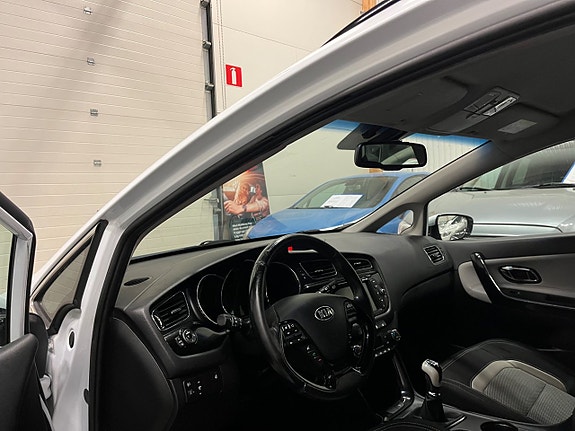 Kia Ceed 13 of 16
