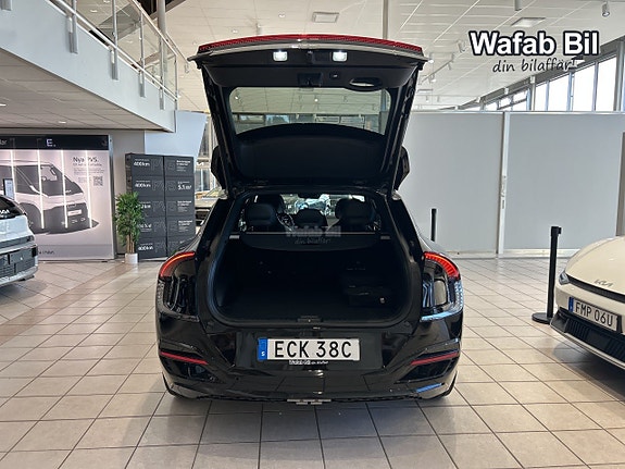 Kia EV6 14 of 14