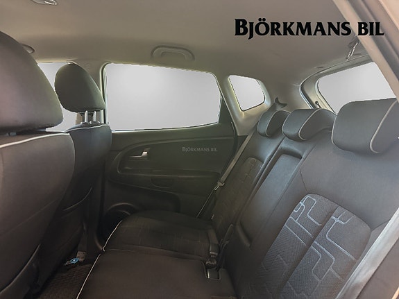 Kia Venga 9 of 14