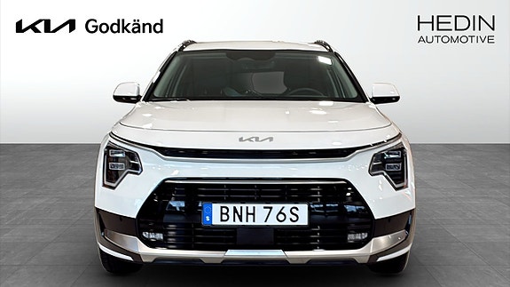 Kia Niro 2 of 12