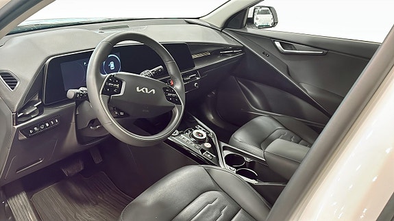 Kia Niro 8 of 12