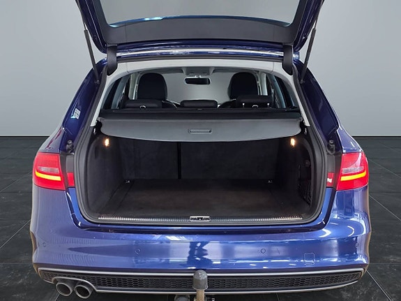 Audi A4 7 of 24