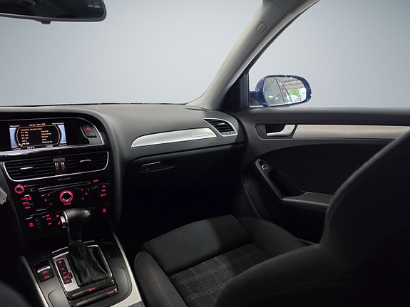Audi A4 11 of 24