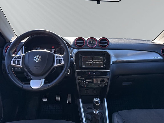 Suzuki Vitara 11 of 24