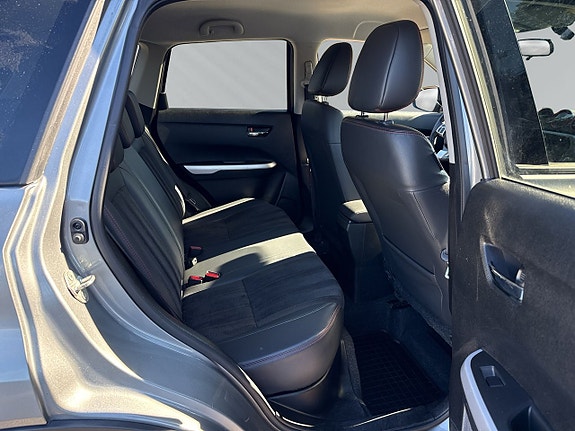 Suzuki Vitara 15 of 24