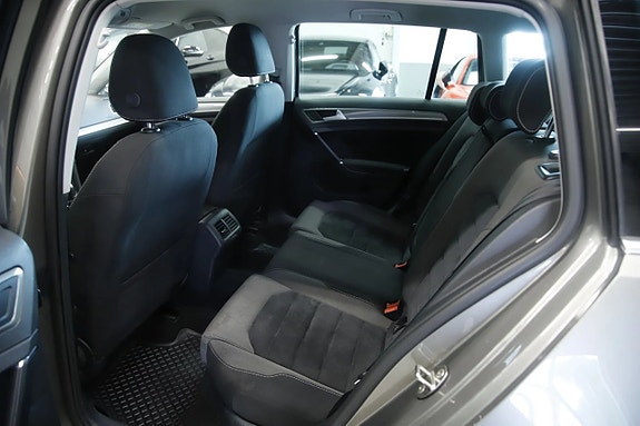 Volkswagen Golf Alltrack 7 of 14