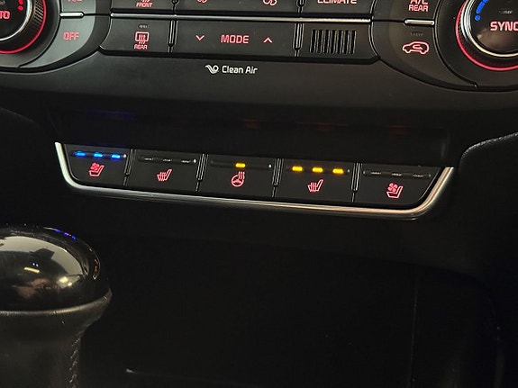 Kia Sorento 21 of 25