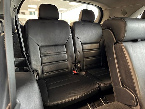 Kia Sorento 14 of 25