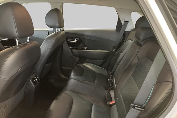 Kia e-Niro 10 of 20
