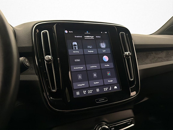 Volvo XC40 24 of 30