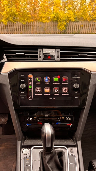 Volkswagen Passat 10 of 11