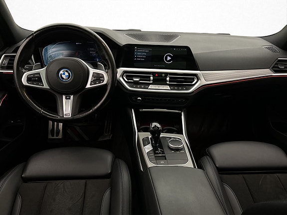 BMW 330e 12 of 30