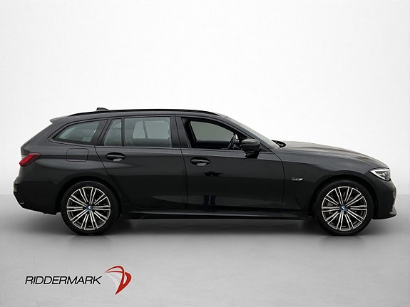 BMW 330e 9 of 30
