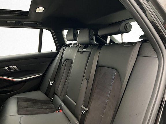 BMW 330e 15 of 30