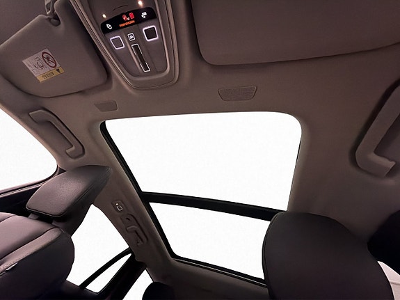 Volvo V60 19 of 30