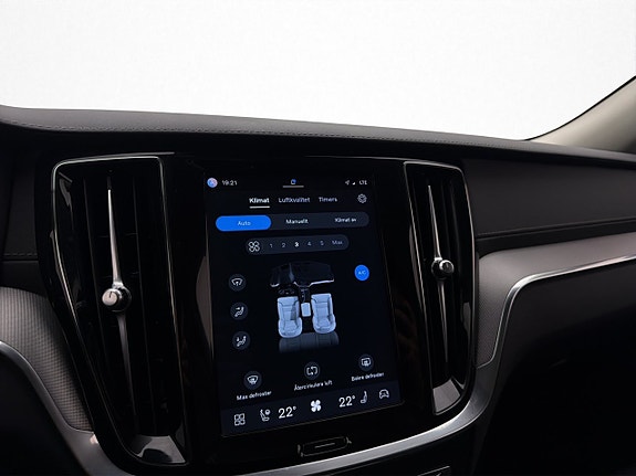 Volvo V60 26 of 30