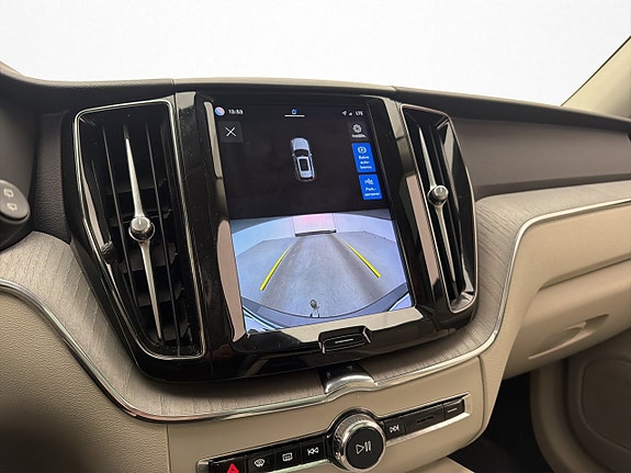 Volvo XC60 19 of 30