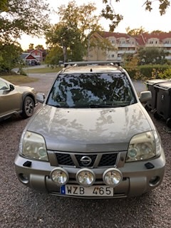 Nissan X-Trail 3 of 9