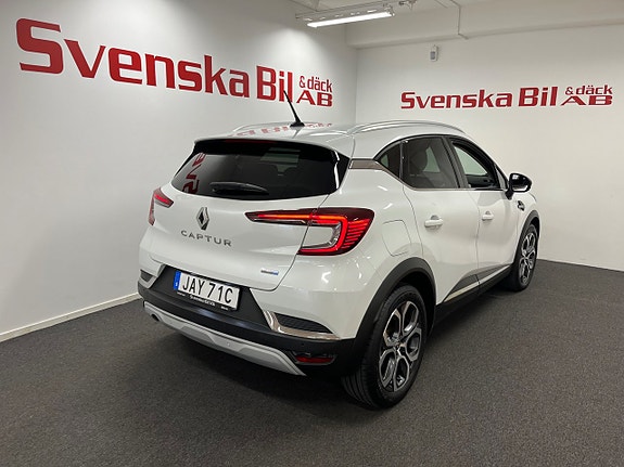 Renault Captur 8 of 23