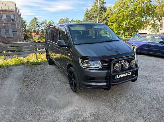 Volkswagen Transporter 2 of 13