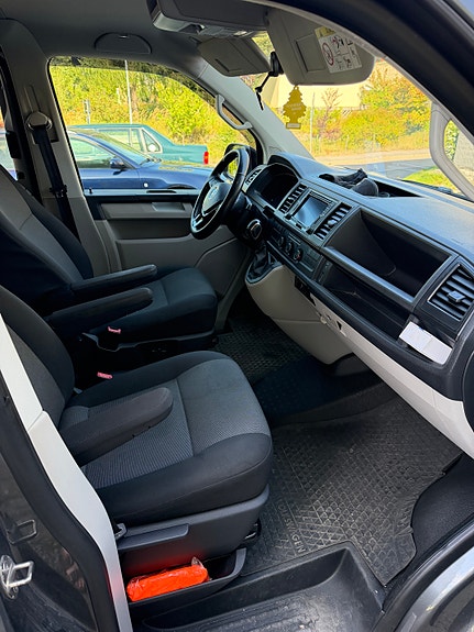 Volkswagen Transporter 9 of 13