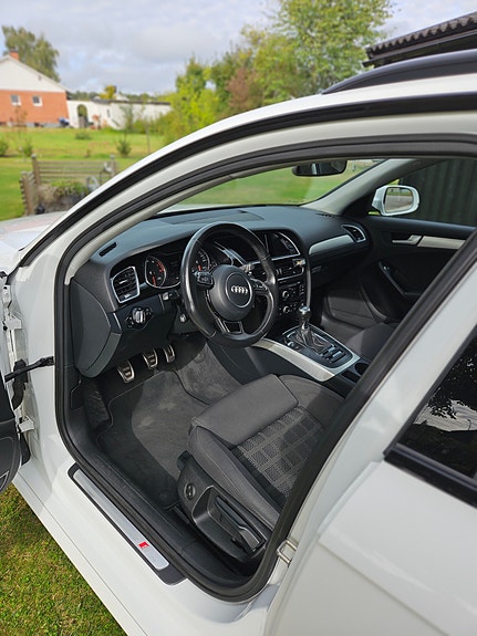 Audi A4 4 of 6
