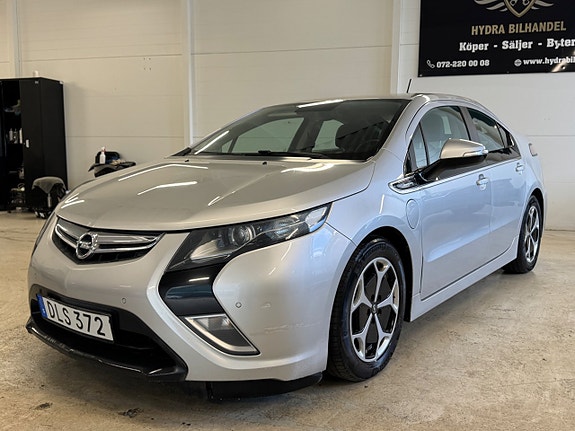 Opel Ampera 3 of 26