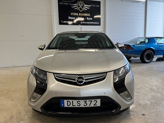 Opel Ampera 2 of 26