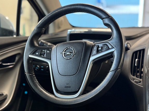 Opel Ampera 17 of 26