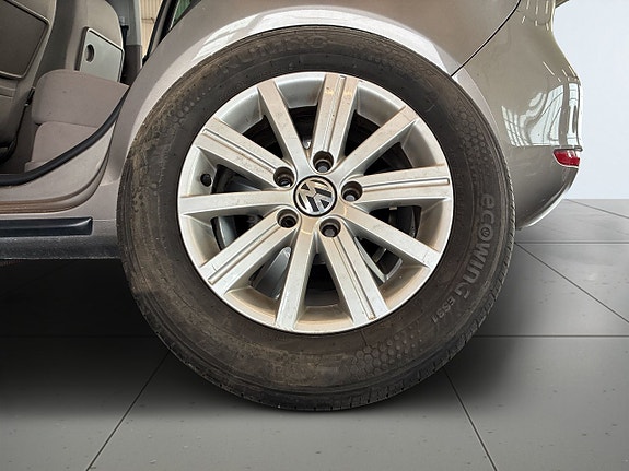 Volkswagen Golf Plus 14 of 19