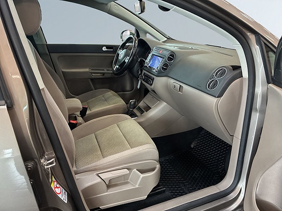 Volkswagen Golf Plus 10 of 19