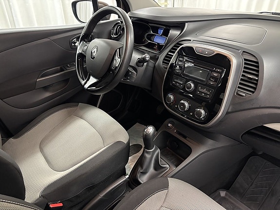 Renault Captur 4 of 4