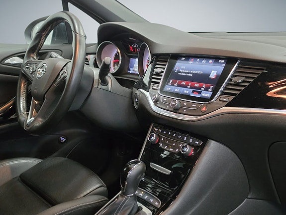 Opel Astra 29 of 30