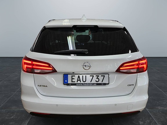 Opel Astra 9 of 30