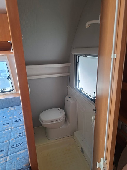 Knaus Eifelland holiday 520 TKM 16 of 18