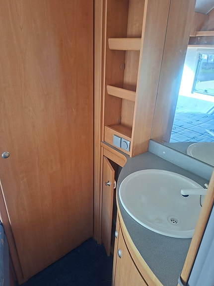Knaus Eifelland holiday 520 TKM 15 of 18
