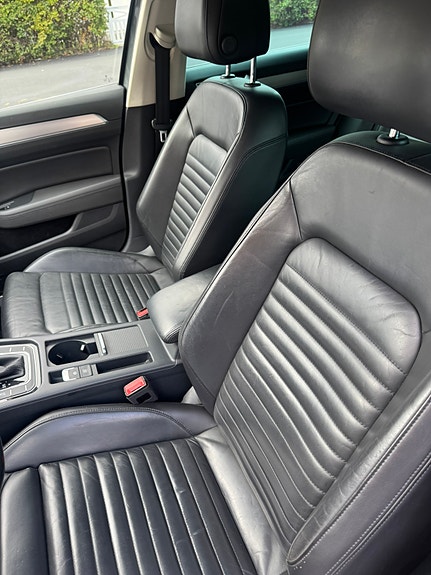 Volkswagen Passat 7 of 11