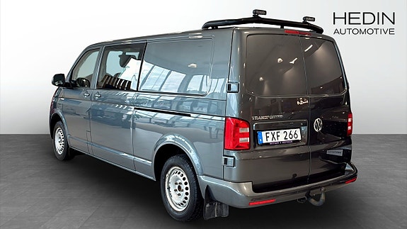 Volkswagen Transporter 2 of 9