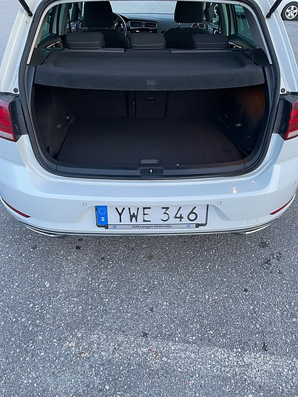 Volkswagen Golf VII 7 of 12