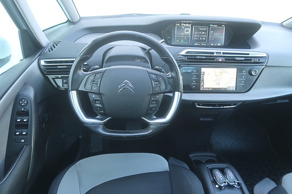 Citroen C4 Picasso 8 of 27