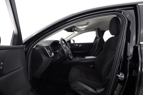 Volvo V60 10 of 27